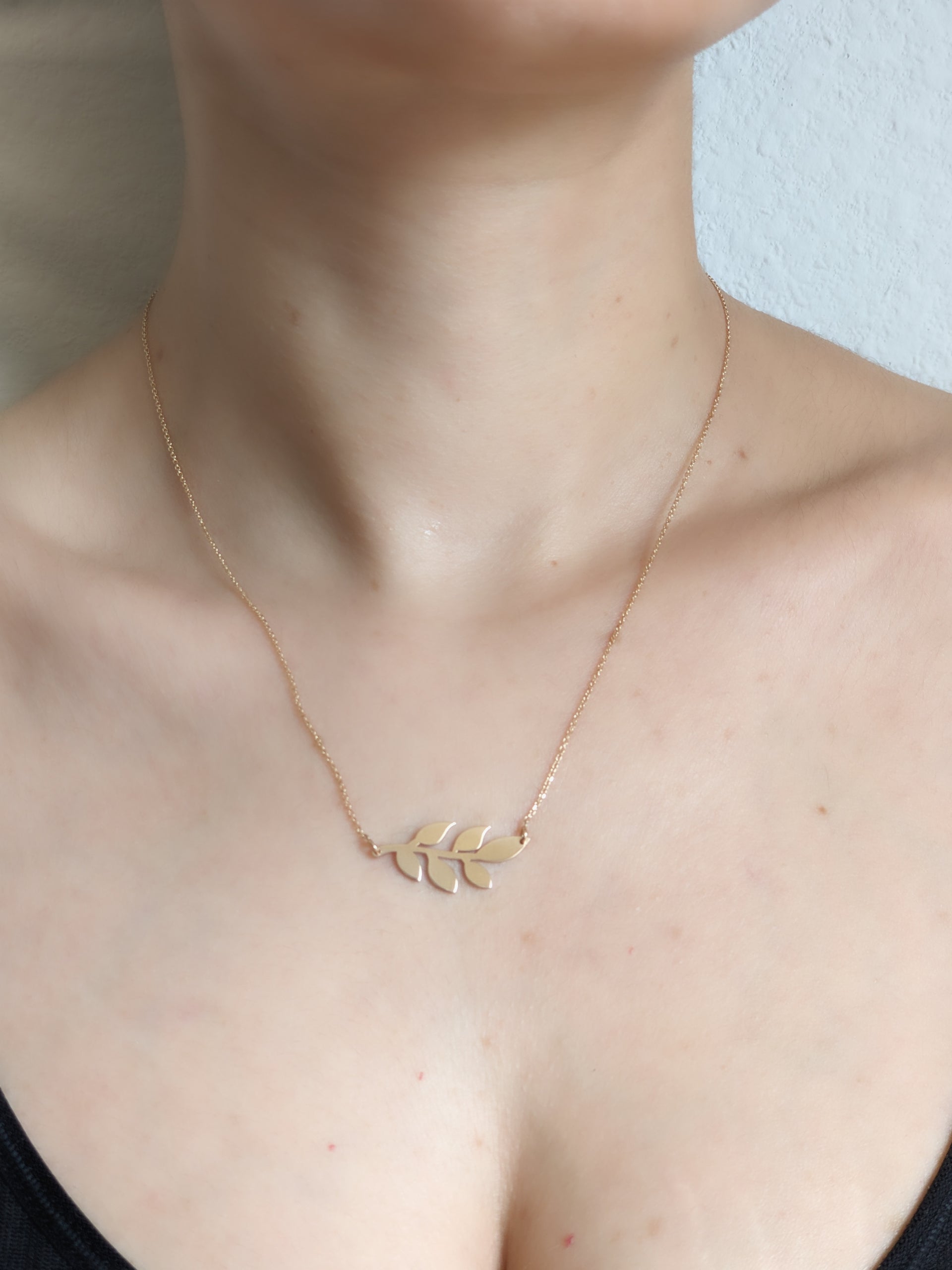 Gold Leaf Necklace